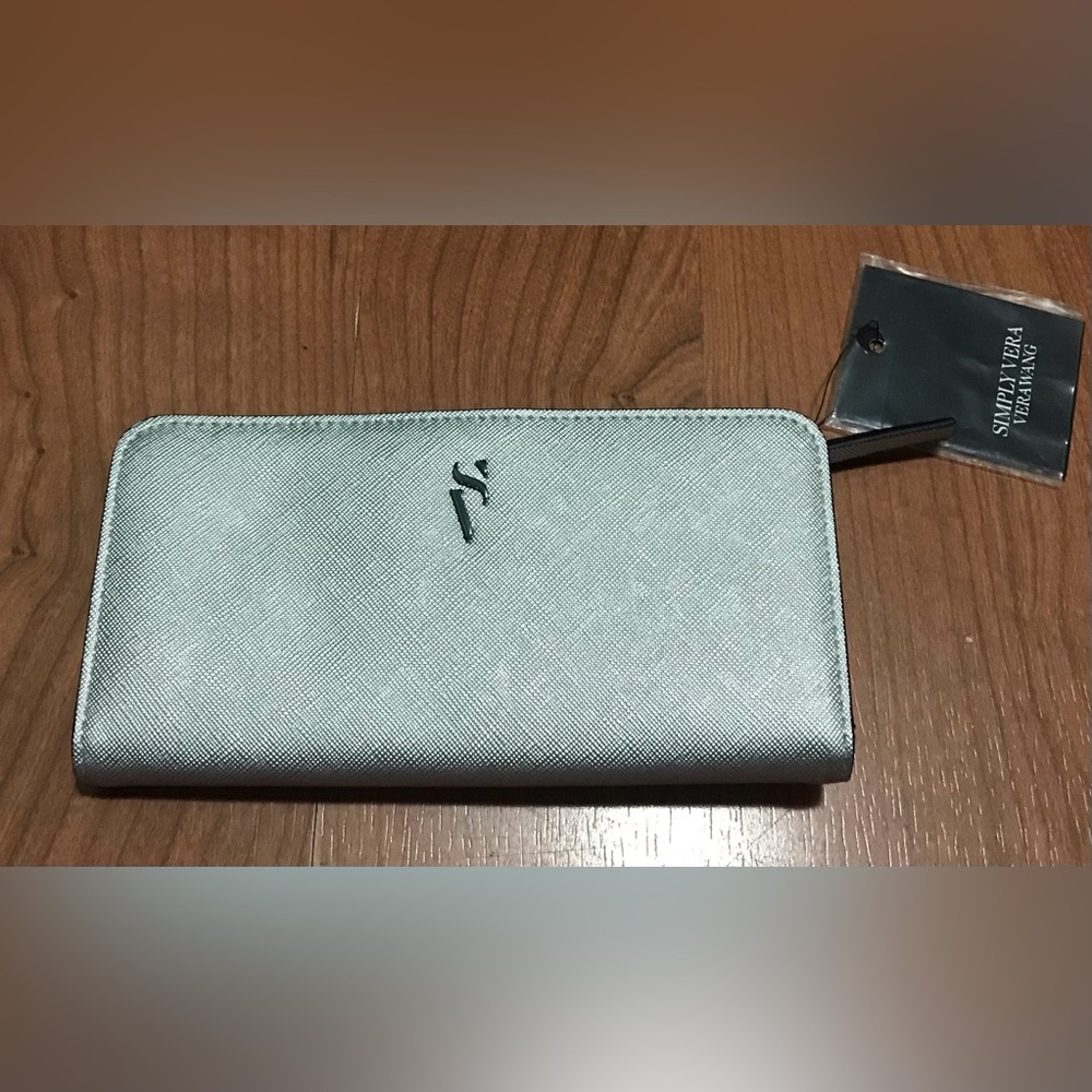 SIMPLY VERA WANG Woman’s handbag Vivian  silver wallet